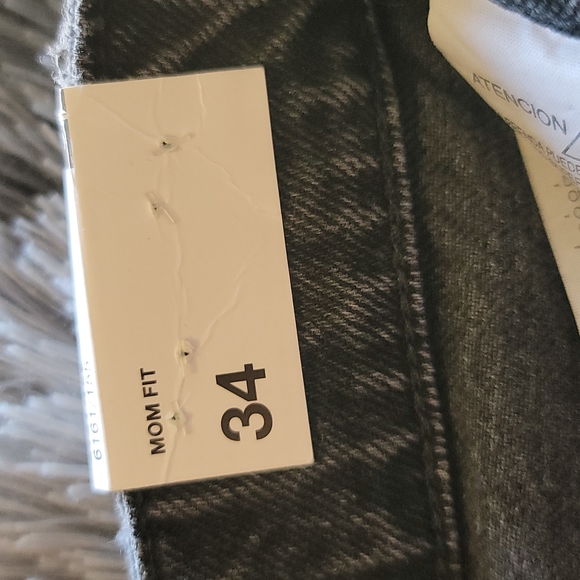 Zara Mom Fit Shorts - Picture 12 of 16